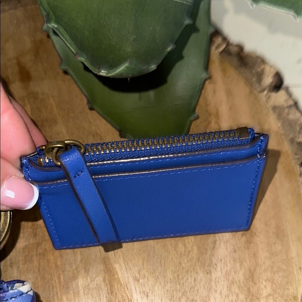The Pioneer Woman Blue and White Milo 3 piece Wallet Set - Picture 5 of 13
